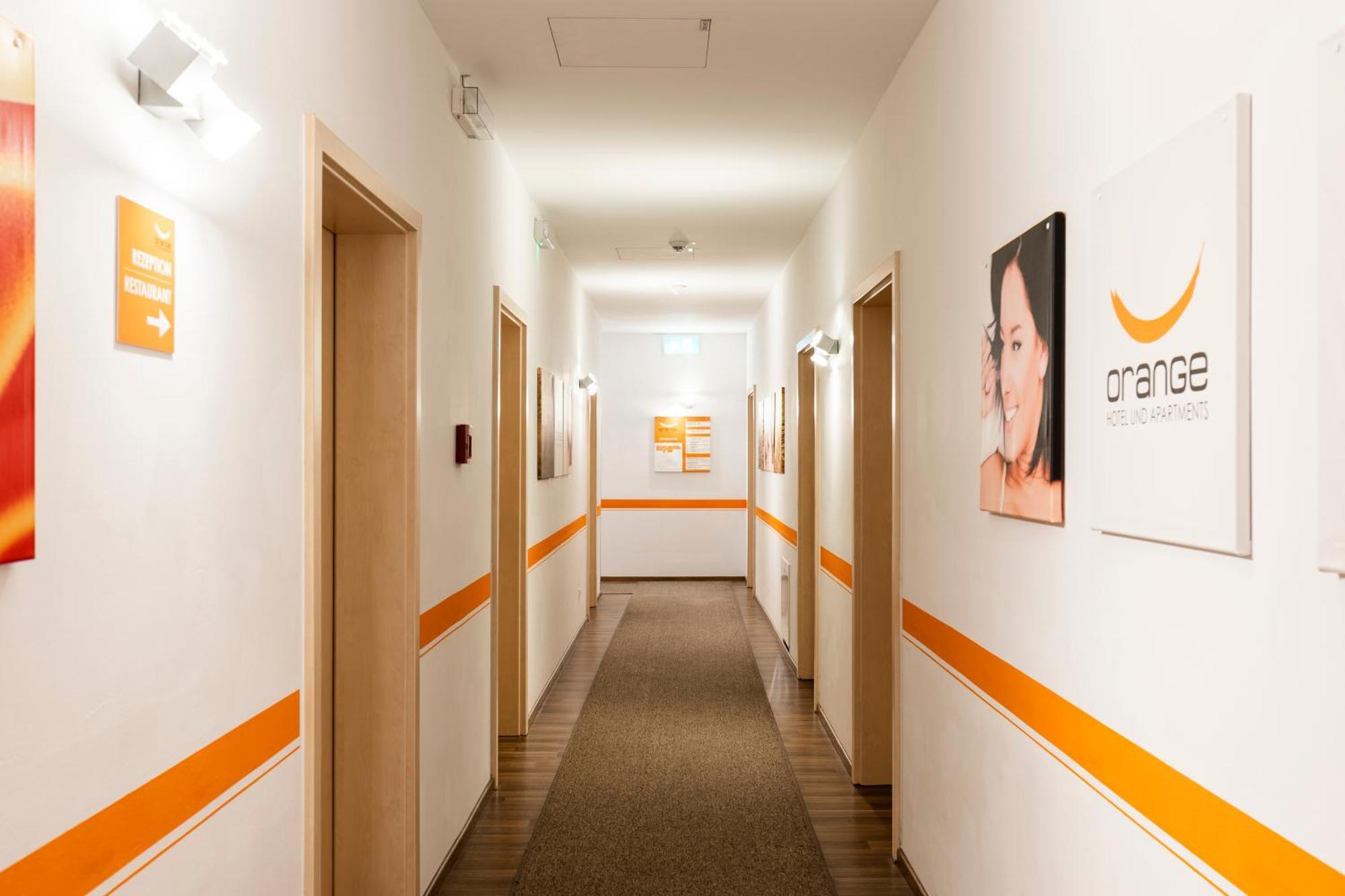 Orange Hotel Und Apartments Neu-Ulm Exterior foto