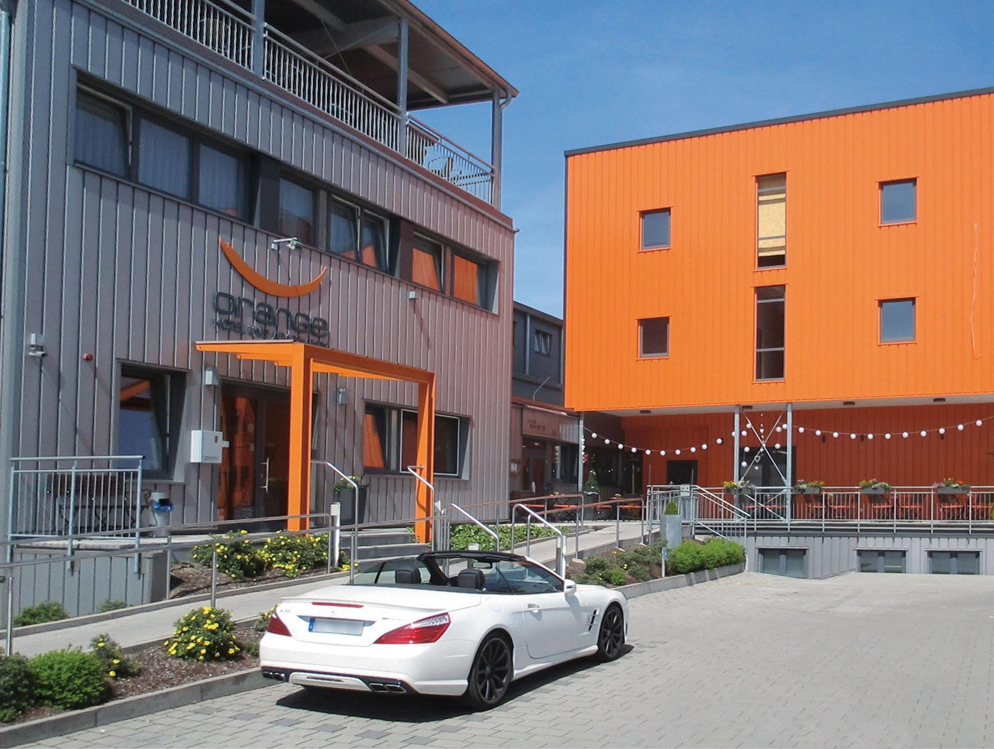 Orange Hotel Und Apartments Neu-Ulm Exterior foto